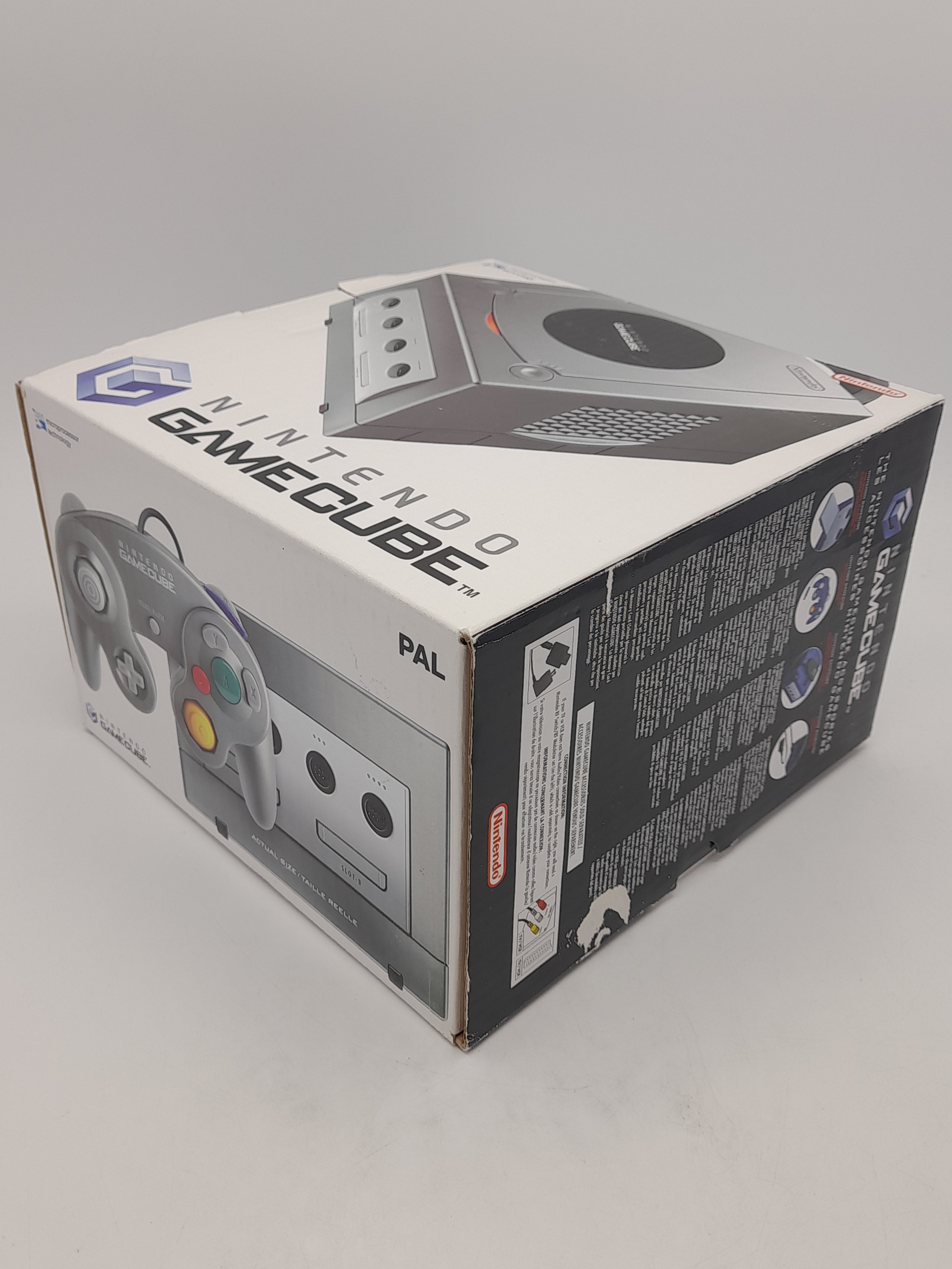 Foto van GameCube Platinum in Doos