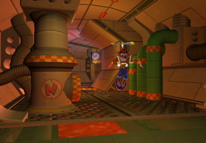 Crash er blevet meget populær på PlayStation. De samme spilidéer, som f.eks. jetpack, kan nu spilles på GameCube.